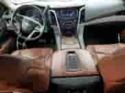 2020 Cadillac Escalade ESV Premium Luxury с VIN 1GYS4JKJ5LR216090, выставлен на аукционе Copart как лот 60705555 с пробегом 59 745 миль миль и Списание • Salvage title. История ставок и продаж доступна на DreamBid. Изображение 8.