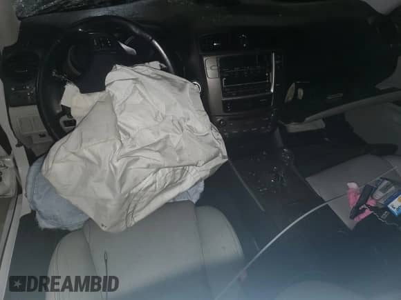 2010 Lexus IS 250 с VIN JTHCF5C29A5039971, выставлен на аукционе Copart как лот 82236605 с пробегом Не указан миль и Списание • Salvage title. История ставок и продаж доступна на DreamBid. Изображение 8.