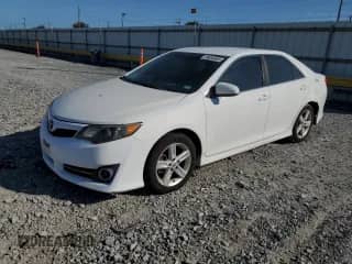2012 Toyota Camry XLE with VIN 4T1BF1FK3CU592766, listed as a Copart auction lot 89888965 with 186,436 mi miles and Clean title. Bid and sale history available at DreamBid. Image 1.