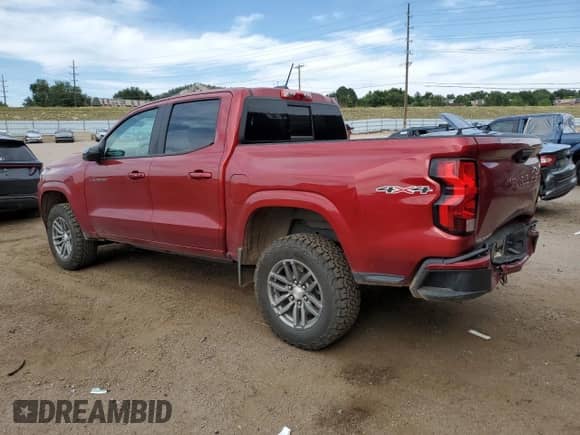 2023 Chevrolet Colorado 4WD LT with VIN 1GCGTCEC2P1203194, listed as a Copart auction lot 67633085 with 28,292 mi miles and Salvage title. Bid and sale history available at DreamBid. Image 2.