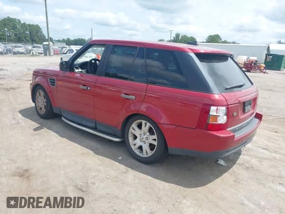 2006 Land Rover Range Rover Sport HSE with VIN SALSF25456A958142, listed as a IAAI auction lot 42957817 with 170,885 mi miles and . Bid and sale history available at DreamBid. Image 3.