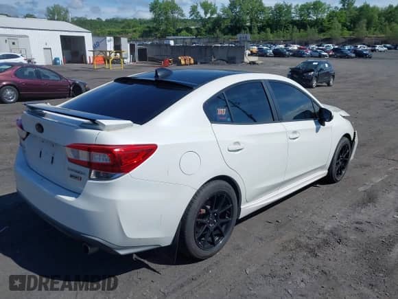 2018 Subaru Impreza Special Sports z VIN 4S3GKAK65J3611805, wystawiony jako IAAI lot #42384724 z przebiegiem 82 541 mil mil oraz . Historia ofert i sprzedaży dostępna na DreamBid. Obrazek 4.