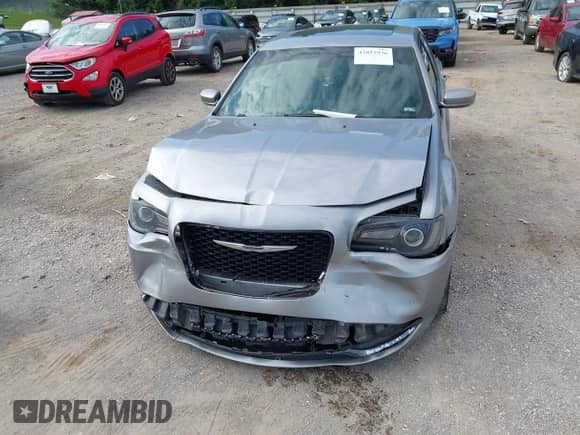 2016 Chrysler 300 S с VIN 2C3CCAGG2GH244546, выставлен на аукционе IAAI как лот 42822936 с пробегом 177 365 миль миль и . История ставок и продаж доступна на DreamBid. Изображение 6.