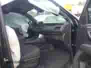 2023 Chevrolet Suburban LS z VIN 1GNSKBKD7PR110930, wystawiony jako IAAI lot #41828617 z przebiegiem 132 214 mil mil oraz . Historia ofert i sprzedaży dostępna na DreamBid. Obrazek 5.