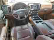 2015 Chevrolet Silverado 1500 High Country z VIN 3GCUKTEC5FG174103, wystawiony jako Copart lot #61202835 z przebiegiem 179 628 mil mil oraz Czysty tytuł • Clean title. Historia ofert i sprzedaży dostępna na DreamBid. Obrazek 8.