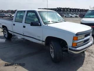 1997 Chevrolet Silverado 1500 z VIN 1GCEK14R9VZ185702, wystawiony jako IAAI lot #41714853 z przebiegiem 196 622 mil mil oraz . Historia ofert i sprzedaży dostępna na DreamBid. Obrazek 1.