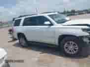 2018 Chevrolet Tahoe LT z VIN 1GNSCBKC9JR370743, wystawiony jako IAAI lot #42443206 z przebiegiem 106 507 mil mil oraz . Historia ofert i sprzedaży dostępna na DreamBid. Obrazek 13.