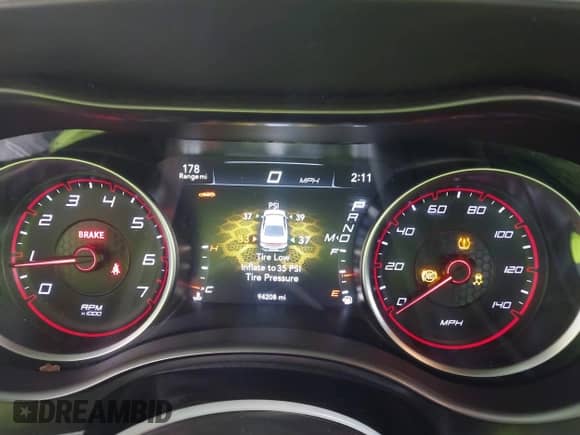 2019 Dodge Charger SXT с VIN 2C3CDXBGXKH743689, выставлен на аукционе IAAI как лот 43190969 с пробегом 94 208 миль миль и . История ставок и продаж доступна на DreamBid. Изображение 7.