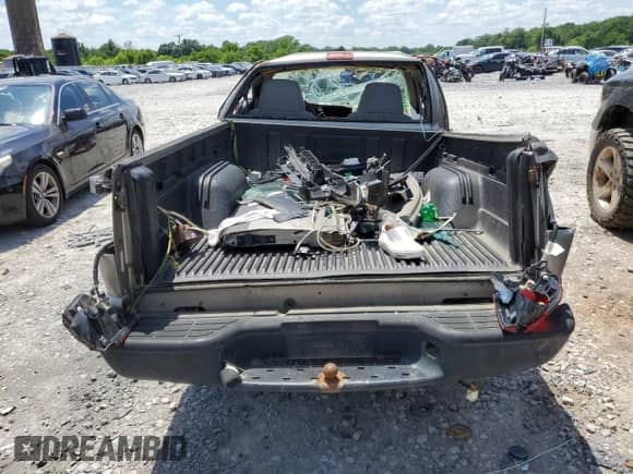 2003 Chevrolet S-10 with VIN 1GCCS14H838232283, listed as a Copart auction lot 72220104 with Not provided miles and Salvage title. Bid and sale history available at DreamBid. Image 6.