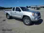 2006 Toyota Tacoma с VIN 5TEUU42N86Z285013, выставлен на аукционе Copart как лот 85072785 с пробегом 172 162 миль миль и Списание • Salvage title. История ставок и продаж доступна на DreamBid. Изображение 4.