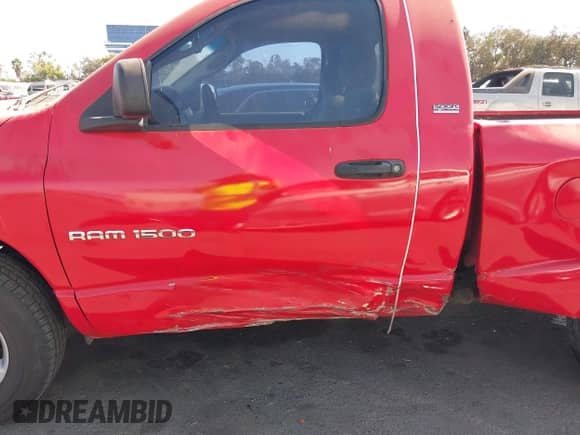 2002 Dodge 1500 z VIN 1D7HA16N42J251583, wystawiony jako IAAI lot #43061478 z przebiegiem 301 842 mil mil oraz . Historia ofert i sprzedaży dostępna na DreamBid. Obrazek 12.