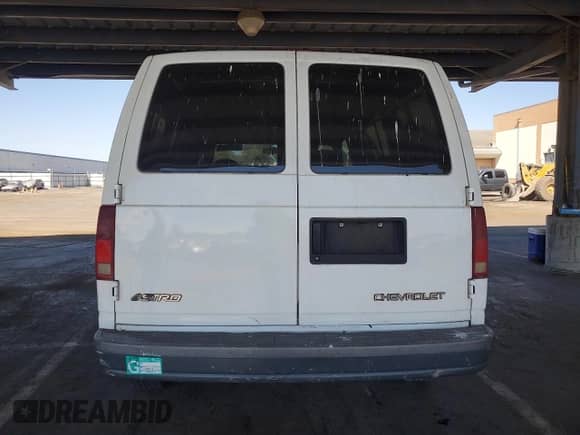 2005 Chevrolet Astro Cargo с VIN 1GCDM19XX5B107371, выставлен на аукционе Copart как лот 65233825 с пробегом Не указан миль и Чистый • Clean title. История ставок и продаж доступна на DreamBid. Изображение 6.