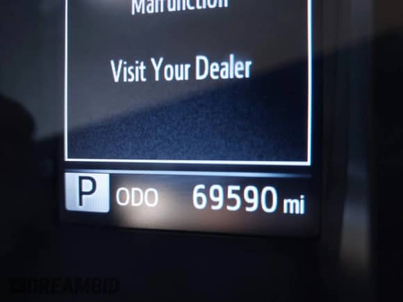 2020 Toyota Tacoma SR5 with VIN 3TMCZ5AN0LM331088, listed as a IAAI auction lot 43270787 with 69,590 mi miles and . Bid and sale history available at DreamBid. Image 16.
