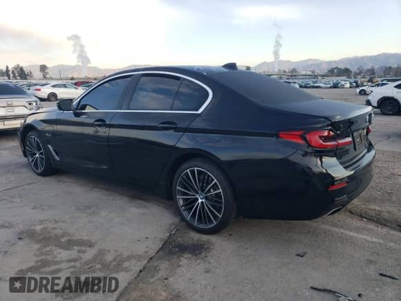 2023 BMW 5 Series 530e с VIN WBA13AG05PCM62258, выставлен на аукционе Copart как лот 42825145 с пробегом Не указан миль и Списание • Salvage title. История ставок и продаж доступна на DreamBid. Изображение 2.