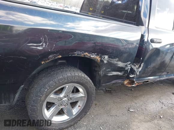 2013 Ram 1500 Tradesman z VIN 1C6RR7FTXDS540061, wystawiony jako IAAI lot #41411343 z przebiegiem 225 187 mil mil oraz . Historia ofert i sprzedaży dostępna na DreamBid. Obrazek 17.