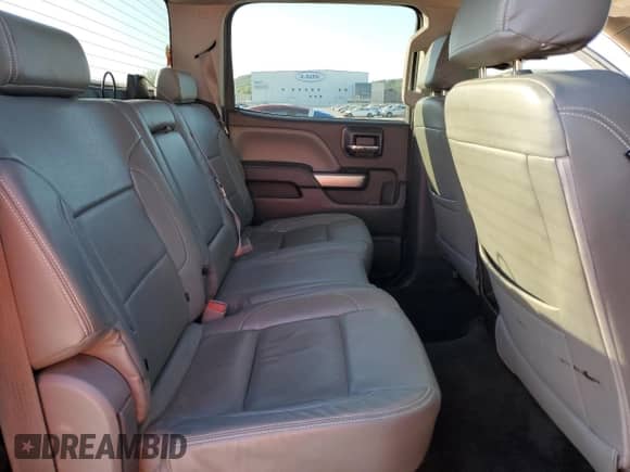 2016 Chevrolet Silverado 1500 LT with VIN 3GCPCREC5GG378950, listed as a Copart auction lot 84812605 with 197,083 mi miles and Salvage title. Bid and sale history available at DreamBid. Image 10.