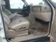 2006 Chevrolet Suburban LS z VIN 3GNFK16Z66G120834, wystawiony jako IAAI lot #42889549 z przebiegiem 268 279 mil mil oraz . Historia ofert i sprzedaży dostępna na DreamBid. Obrazek 5.