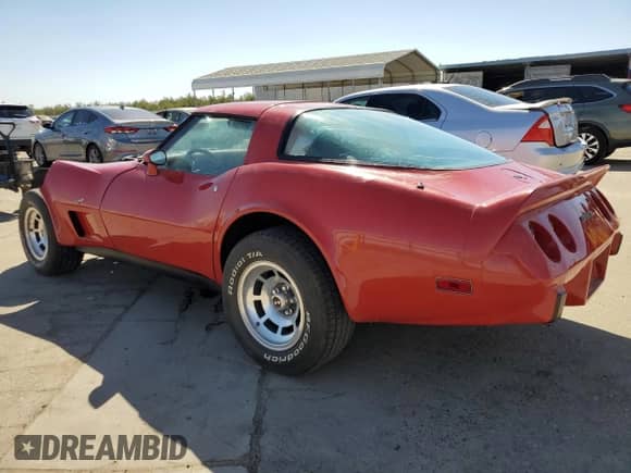 1979 Chevrolet Corvette с VIN 1Z8749S425255, выставлен на аукционе Copart как лот 69799744 с пробегом 92 481 миль миль и На запчасти • Non repairable. История ставок и продаж доступна на DreamBid. Изображение 2.