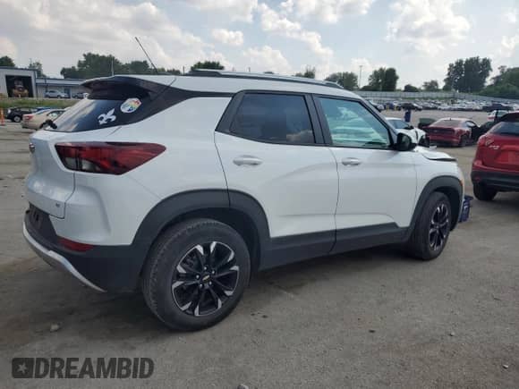 2023 Chevrolet TrailBlazer LT z VIN KL79MPS20PB034566, wystawiony jako Copart lot #68903865 z przebiegiem 21 915 mil mil oraz Szkoda całkowita • Salvage title. Historia ofert i sprzedaży dostępna na DreamBid. Obrazek 3.