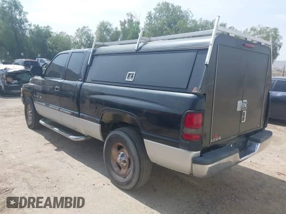 2001 Dodge 1500 с VIN 3B7HC13Y11G802782, выставлен на аукционе IAAI как лот 42338872 с пробегом 224 281 миль миль и . История ставок и продаж доступна на DreamBid. Изображение 3.