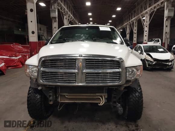 2004 Dodge 3500 SLT с VIN 3D7LU38C24G273384, выставлен на аукционе IAAI как лот 41296748 с пробегом 210 825 миль миль и . История ставок и продаж доступна на DreamBid. Изображение 11.