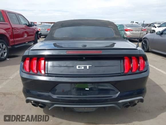 2020 Ford Mustang GT Premium с VIN 1FATP8FF5L5119453, выставлен на аукционе IAAI как лот 42022468 с пробегом 85 522 миль миль и . История ставок и продаж доступна на DreamBid. Изображение 16.