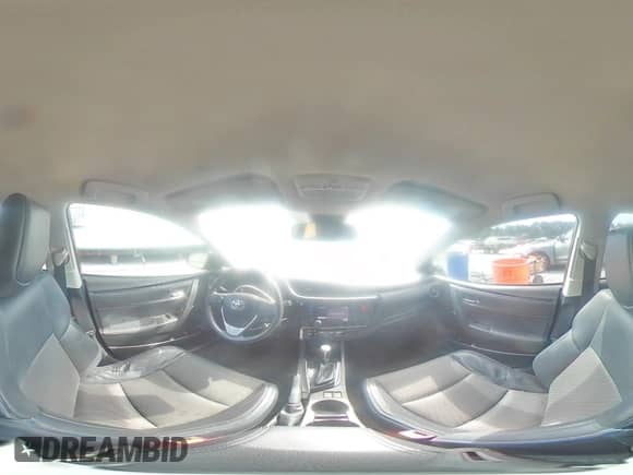 2019 Toyota Corolla LE z VIN 5YFBURHE4KP857447, wystawiony jako Copart lot #70769985 z przebiegiem 104 352 mil mil oraz Szkoda całkowita • Salvage title. Historia ofert i sprzedaży dostępna na DreamBid. Obrazek 15.