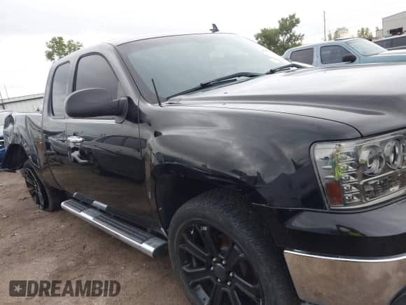 2013 GMC Sierra 1500 SLE z VIN 1GTR1VE04DZ200729, wystawiony jako IAAI lot #43269309 z przebiegiem 177 813 mil mil oraz . Historia ofert i sprzedaży dostępna na DreamBid. Obrazek 13.