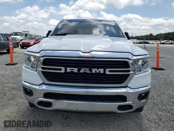 2020 Ram 1500 Big Horn z VIN 1C6RREFG6LN289012, wystawiony jako Copart lot #61009815 z przebiegiem 129 977 mil mil oraz Szkoda całkowita • Salvage title. Historia ofert i sprzedaży dostępna na DreamBid. Obrazek 5.