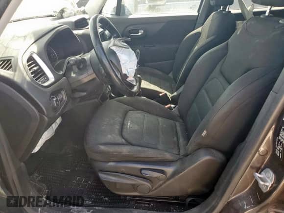 2018 Jeep Renegade Altitude with VIN ZACCJABB9JPG95346, listed as a Copart auction lot 66939205 with 359,902 mi miles and Salvage title. Bid and sale history available at DreamBid. Image 7.