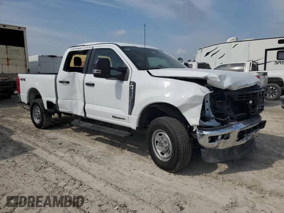 2024 Ford F-250 XL с VIN 1FT7W2BT9REF83927, выставлен на аукционе Copart как лот 89907005 с пробегом 13 228 миль миль и Списание • Salvage title. История ставок и продаж доступна на DreamBid. Изображение 4.