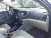 2016 Hyundai Tucson Sport z VIN KM8J3CA29GU199142, wystawiony jako IAAI lot #42747509 z przebiegiem 96 870 mil mil oraz . Historia ofert i sprzedaży dostępna na DreamBid. Obrazek 5.