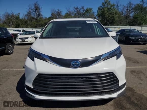 2024 Toyota Sienna LE с VIN 5TDBSKFC9RS138713, выставлен на аукционе Copart как лот 71076295 с пробегом 2 миль миль и Списание • Salvage title. История ставок и продаж доступна на DreamBid. Изображение 5.