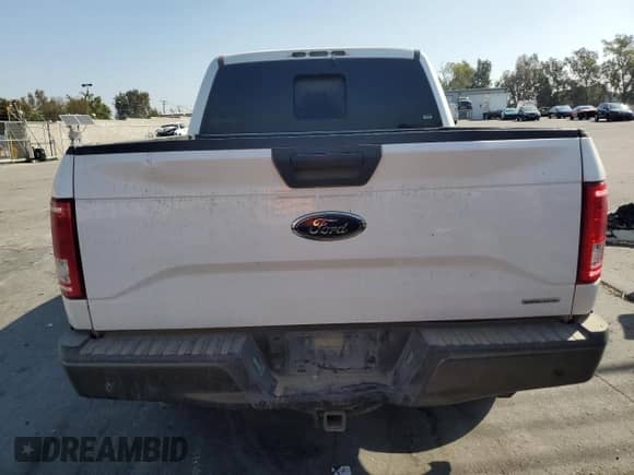 2016 Ford F-150 XLT z VIN 1FTEW1EG2GFC59077, wystawiony jako Copart lot #84260605 z przebiegiem 81 094 mil mil oraz Szkoda całkowita • Salvage title. Historia ofert i sprzedaży dostępna na DreamBid. Obrazek 6.