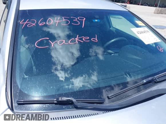 2015 Hyundai Sonata Limited z VIN KMHEC4A4XFA138357, wystawiony jako IAAI lot #42604539 z przebiegiem 111 135 mil mil oraz . Historia ofert i sprzedaży dostępna na DreamBid. Obrazek 19.