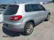 2011 Volkswagen Tiguan S with VIN WVGAV7AX0BW550630, listed as a IAAI auction lot 42445650 with 185,176 mi miles and . Bid and sale history available at DreamBid. Image 4.