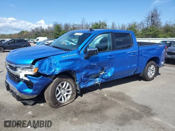 2025 Chevrolet Silverado 1500 with VIN 3GCPKKEKXSG321475, listed as a Copart auction lot 71133495 with 2,167 mi miles and Salvage title. Bid and sale history available at DreamBid. Image 1.