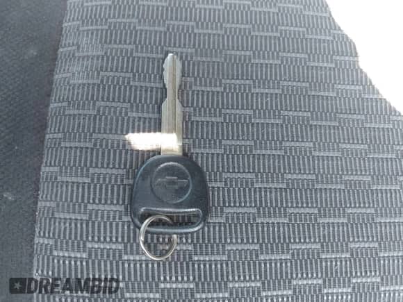 2009 Chevrolet Colorado 2LT with VIN 1GCDT13E798138770, listed as a IAAI auction lot 42409868 with 183,822 mi miles and . Bid and sale history available at DreamBid. Image 11.