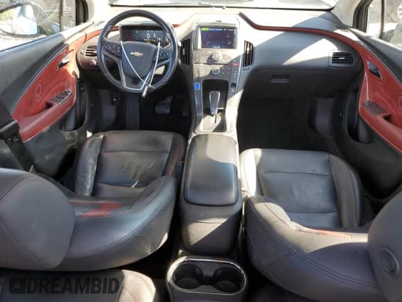 2013 Chevrolet Volt with VIN 1G1RH6E49DU128033, listed as a Copart auction lot 82613145 with 85,833 mi miles and Salvage title. Bid and sale history available at DreamBid. Image 8.