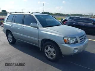 2005 Toyota Highlander с VIN JTEEP21A750109336, выставлен на аукционе IAAI как лот 43052400 с пробегом 242 632 миль миль и . История ставок и продаж доступна на DreamBid. Изображение 1.