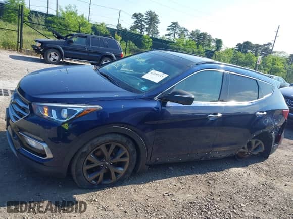 2018 Hyundai Santa Fe Ultimate с VIN 5XYZWDLA3JG571432, выставлен на аукционе IAAI как лот 42395245 с пробегом 69 330 миль миль и . История ставок и продаж доступна на DreamBid. Изображение 14.