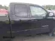 2018 Toyota Tacoma SR5 z VIN 5TFSZ5AN7JX129318, wystawiony jako IAAI lot #42318892 z przebiegiem 78 613 mil mil oraz . Historia ofert i sprzedaży dostępna na DreamBid. Obrazek 13.