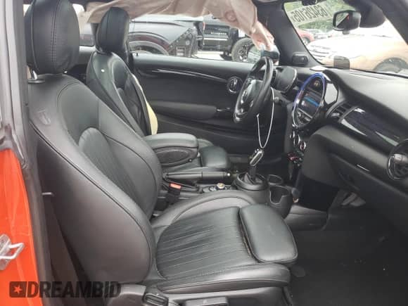 2021 MINI Hardtop Cooper S with VIN WMWXR5C08M2N51331, listed as a Copart auction lot 63426105 with 50,990 mi miles and Salvage title. Bid and sale history available at DreamBid. Image 10.