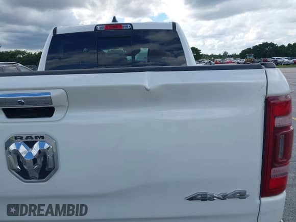 2021 Ram 1500 Laramie с VIN 1C6SRFJM5MN648372, выставлен на аукционе IAAI как лот 43395843 с пробегом 10 161 миль миль и . История ставок и продаж доступна на DreamBid. Изображение 17.
