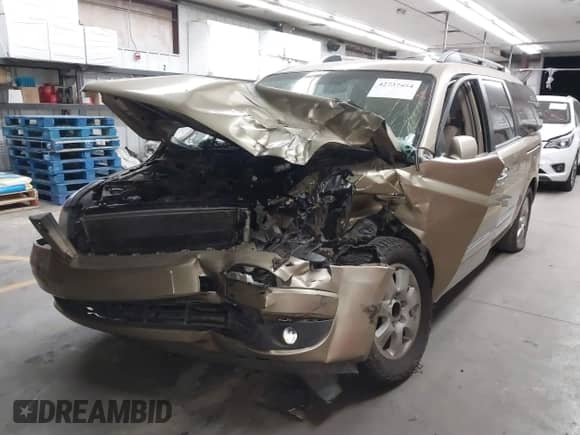 2007 Hyundai Entourage GLS z VIN KNDMC233176014698, wystawiony jako IAAI lot #42737454 z przebiegiem 290 028 mil mil oraz . Historia ofert i sprzedaży dostępna na DreamBid. Obrazek 2.