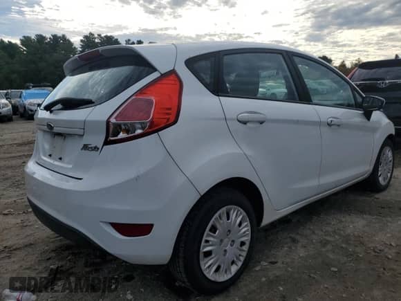2015 Ford Fiesta S с VIN 3FADP4TJ7FM179738, выставлен на аукционе Copart как лот 84215285 с пробегом 71 837 миль миль и Чистый • Clean title. История ставок и продаж доступна на DreamBid. Изображение 3.