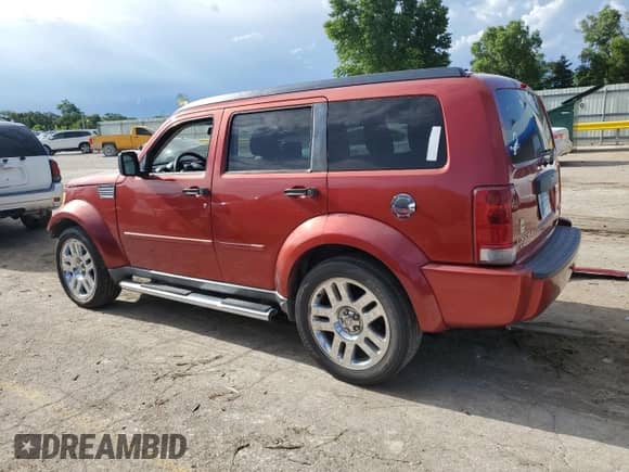 2011 Dodge Nitro Heat with VIN 1D4PT4GX8BW510096, listed as a Copart auction lot 62066875 with 185,434 mi miles and Salvage title. Bid and sale history available at DreamBid. Image 2.