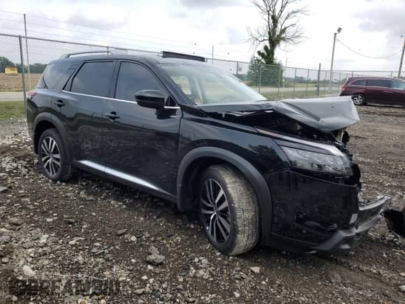 2025 Nissan Pathfinder Platinum с VIN 5N1DR3DK4SC244090, выставлен на аукционе Copart как лот 59837495 с пробегом 682 миль миль и Списание • Salvage title. История ставок и продаж доступна на DreamBid. Изображение 4.