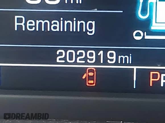 2019 Chevrolet Suburban LT z VIN 1GNSCHKC9KR357351, wystawiony jako IAAI lot #42133855 z przebiegiem 202 919 mil mil oraz . Historia ofert i sprzedaży dostępna na DreamBid. Obrazek 16.