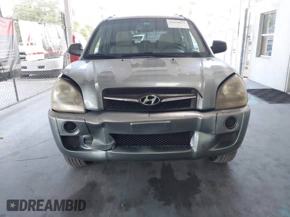 2009 Hyundai Tucson GLS с VIN KM8JM12BX9U991271, выставлен на аукционе IAAI как лот 43034021 с пробегом 171 602 миль миль и . История ставок и продаж доступна на DreamBid. Изображение 12.
